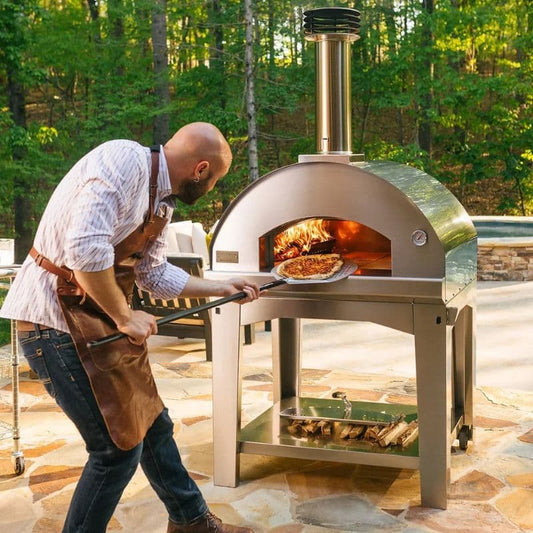Fontana Mangiafuoco wood fired pizza oven, lifestyle shot 1