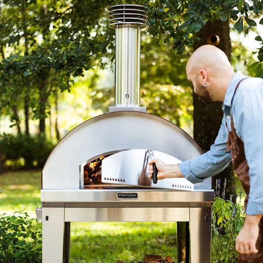 Fontana Marinara wood fired pizza oven, lifestyle shot 4