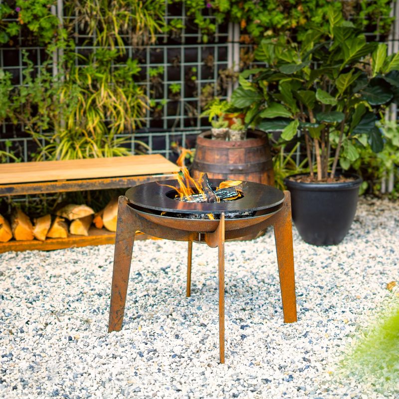 Adezz Forno Cosa Plancha Grill outdoors, view 3