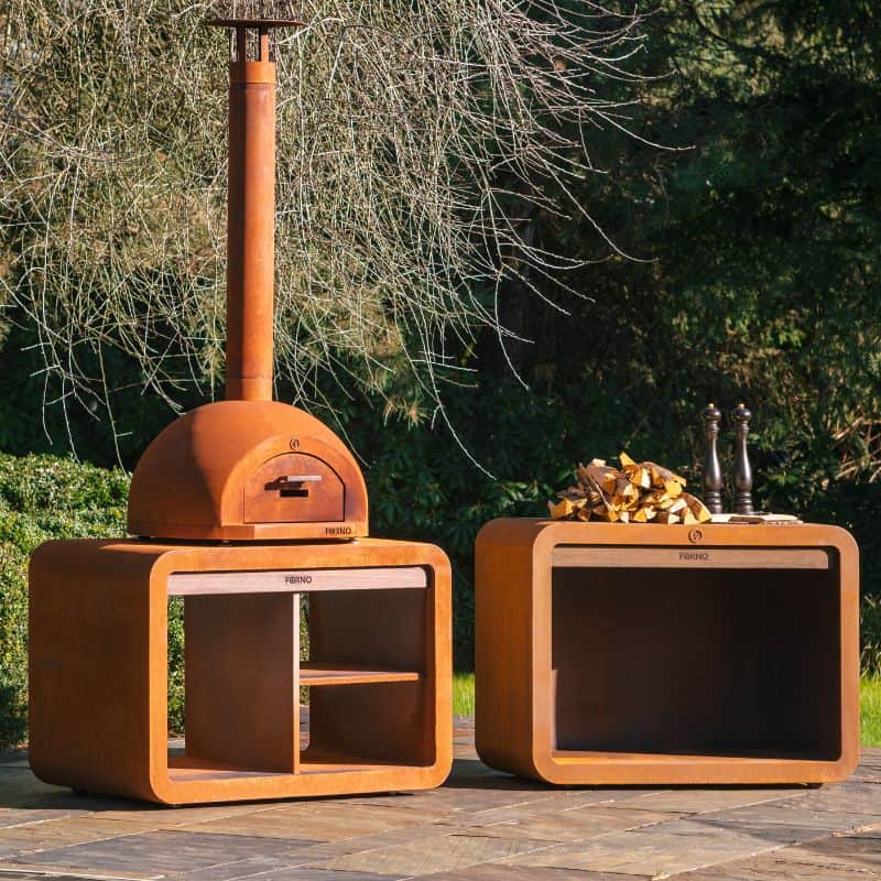 Adezz Forno Dome Pizza Oven on small station, view 3