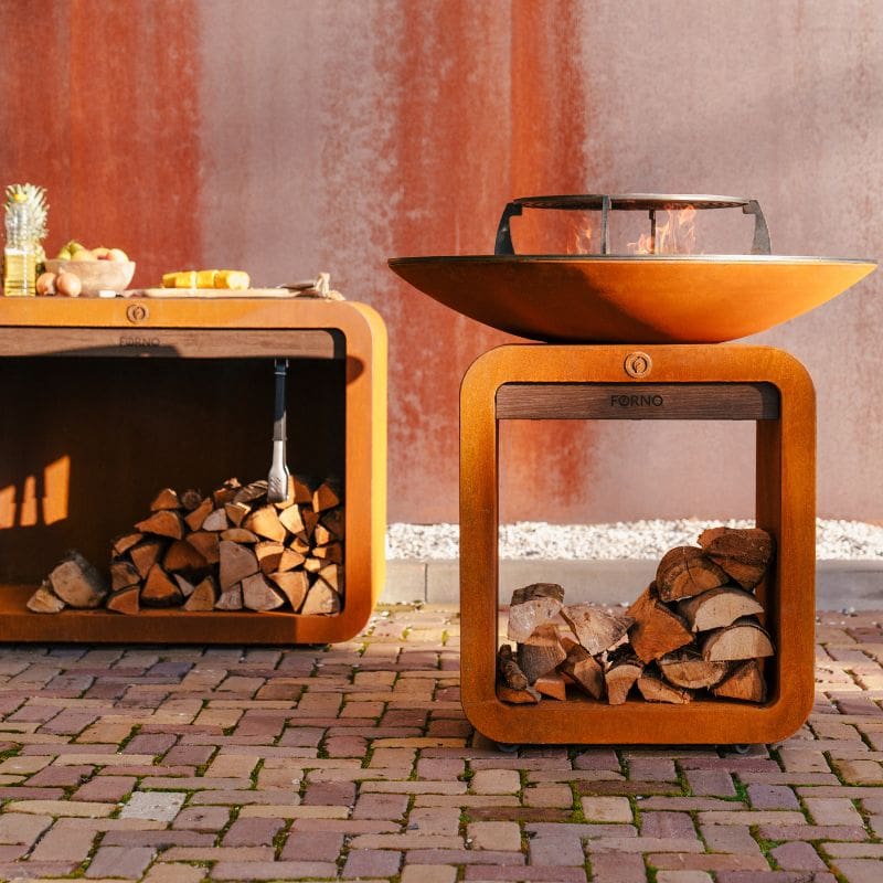 Adezz Forno Seare Halo Plancha Grill outdoors, view 3