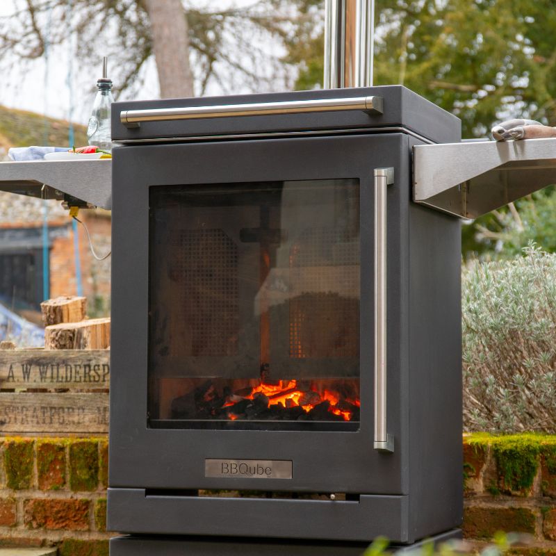 BBQube Grill and Heater with 2 wheel base, alternate view
