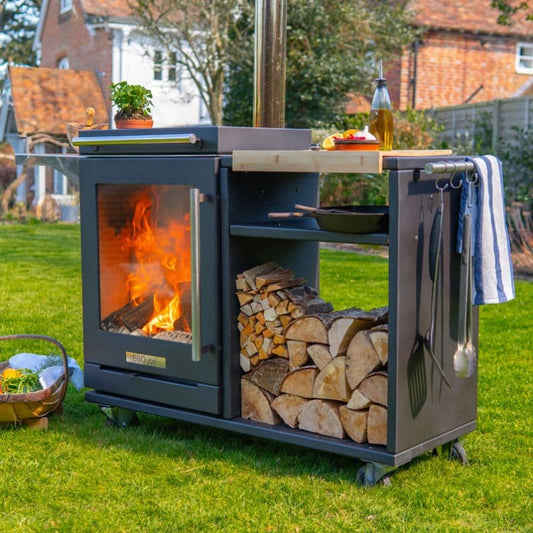 BBQube grill and heater with log store, view 2