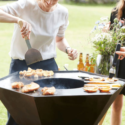 Barbecook Nestor Original Wood BBQ, lifestyle shot 11