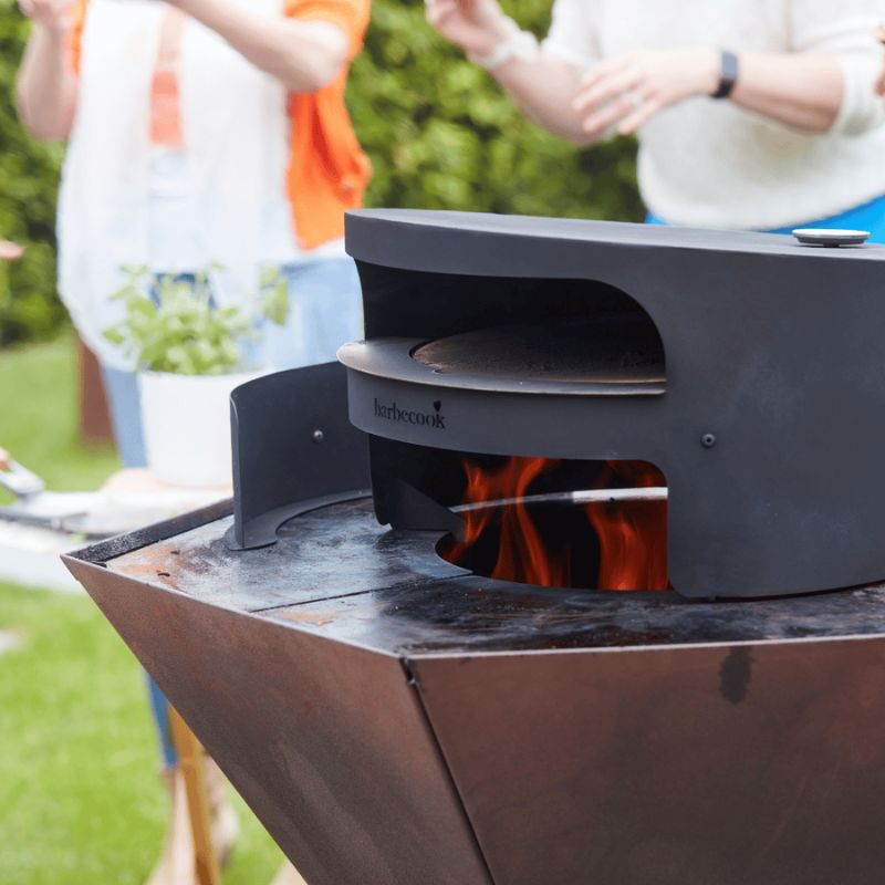 Barbecook Dynamic Centre Pizza Oven, lifestyle shot 1