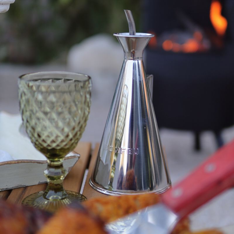 BonFeu Oil Can on an outdoor table