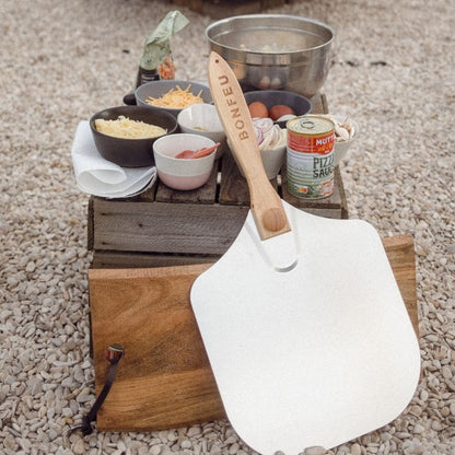 BonFeu BonPizza Spatula with pizza ingredients