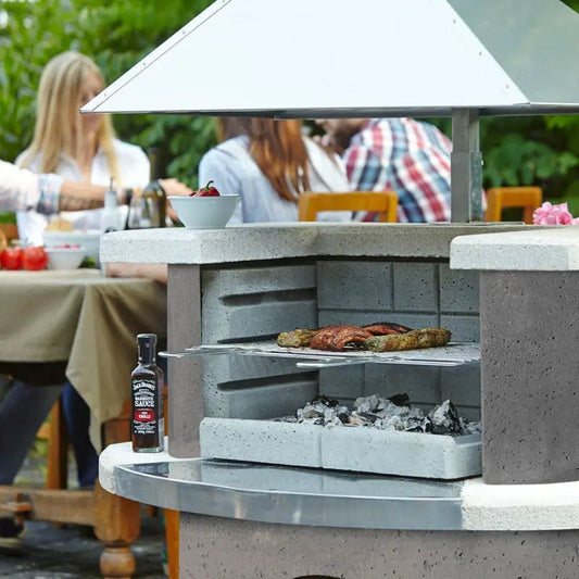 Buschbeck Zurich Masonry Barbecue, lifestyle shot