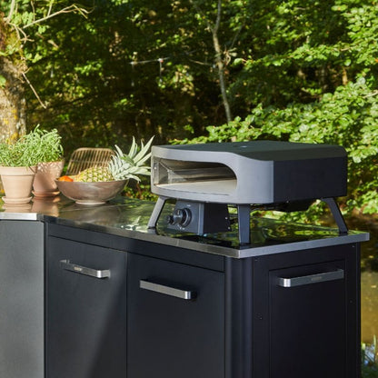 Cozze Classic Gas Pizza Oven 17 inch, lifestyle shot 4