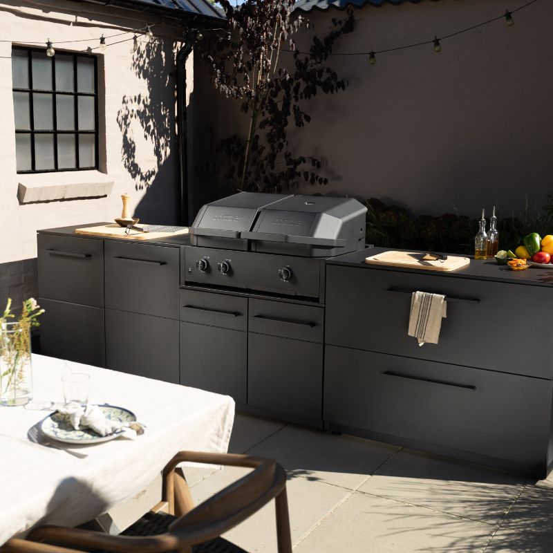 Cozze Elements 90 Low Grill Module, lifestyle shot 2