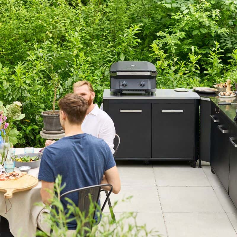 Cozze Outdoor Kitchen 120, lifestyle shot 13