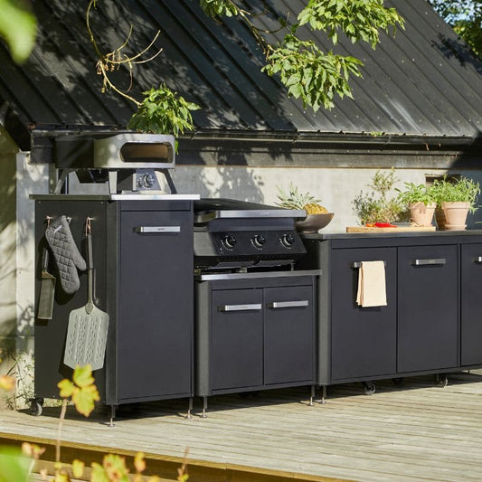 Cozze Outdoor Kitchen 60 for Pizza Oven, lifestyle shot 10