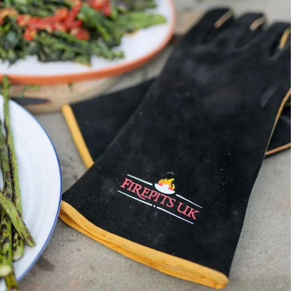 Firepits UK Fire Pit BBQ Gloves in black, alternate view