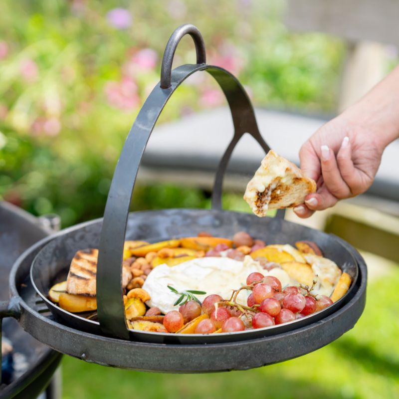 Firepits UK Hanging Skillet Pan, alternate view 4
