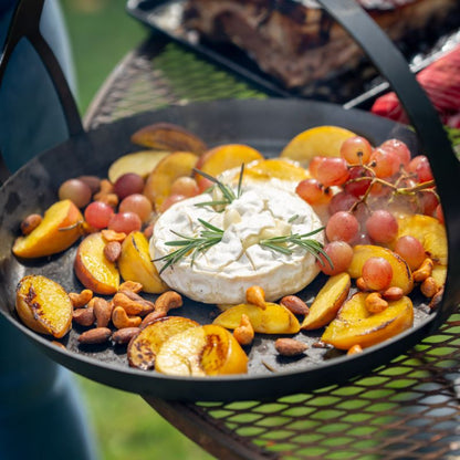 Firepits UK Hanging Skillet Pan in use