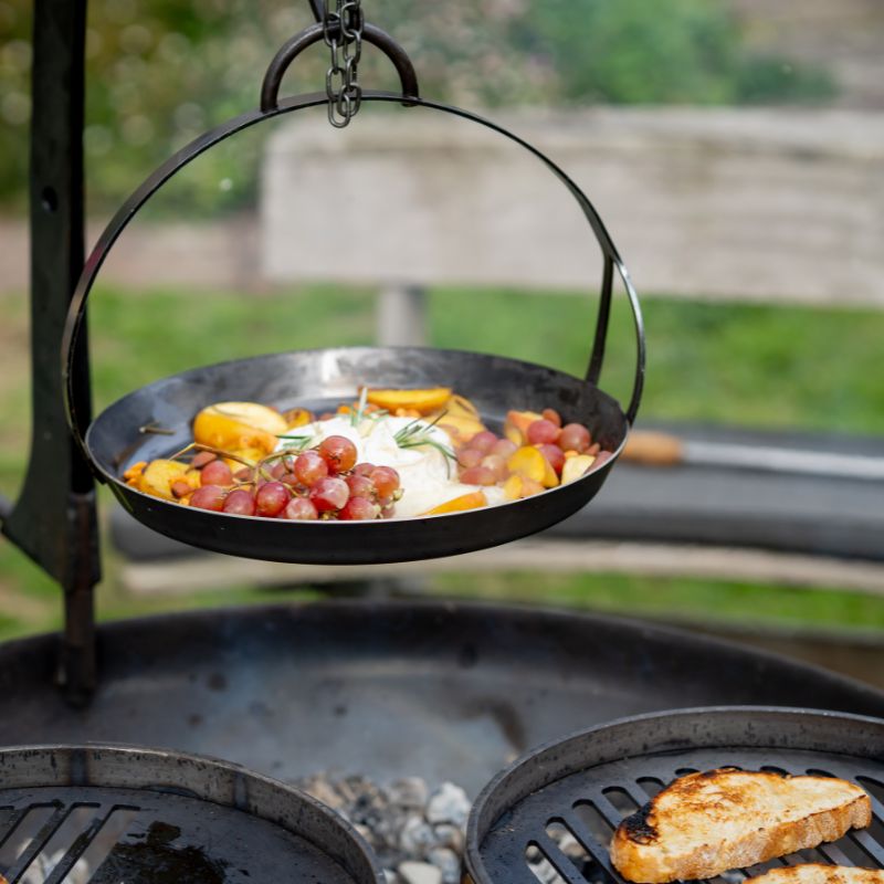 Firepits UK Hanging Skillet Pan, alternate view 2