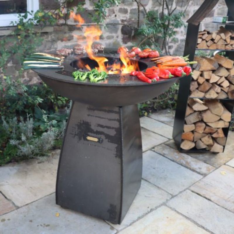 Firepits UK Plancha Fire Pit lit with food