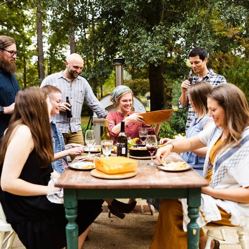 Fontana Margherita wood fired pizza oven, lifestyle shot 3