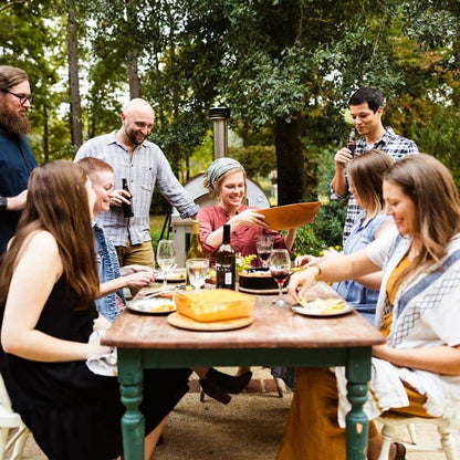 Fontana Margherita wood fired pizza oven, lifestyle shot 3