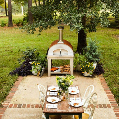 Fontana Marinara wood fired pizza oven, lifestyle shot 2