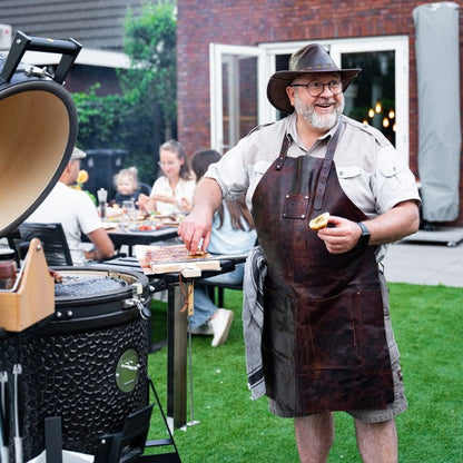 GRLLR Ember Pro Kamado Grill, lifestyle shot 3