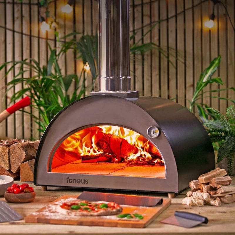 Igneus Classico wood fired pizza oven, lifestyle shot 8