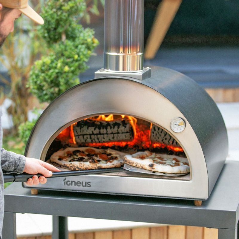 Igneus Classico wood fired pizza oven, cooking two pizzas, alternate view