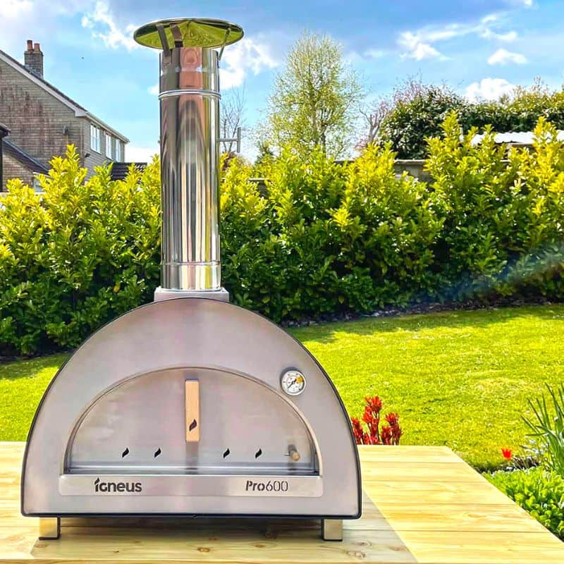 Igneus Pro 600 wood fired pizza oven, lifestyle shot 1
