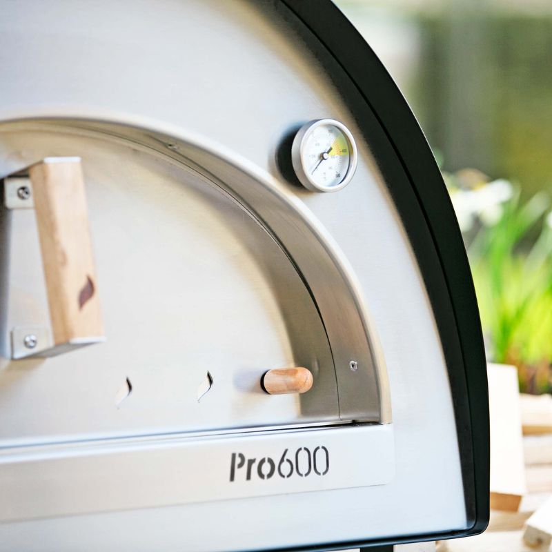 Igneus Pro 600 wood fired pizza oven, lifestyle shot 7