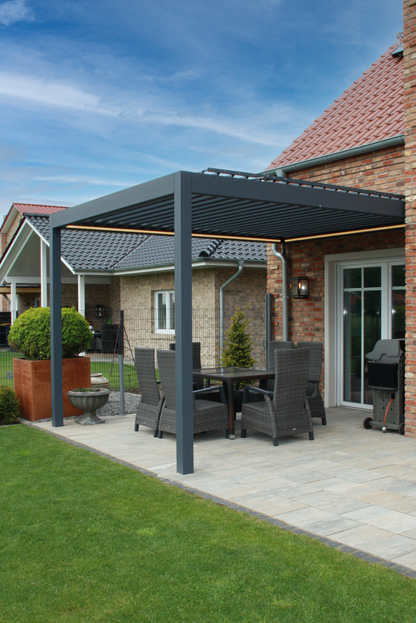 Deponti Pinela Pergola