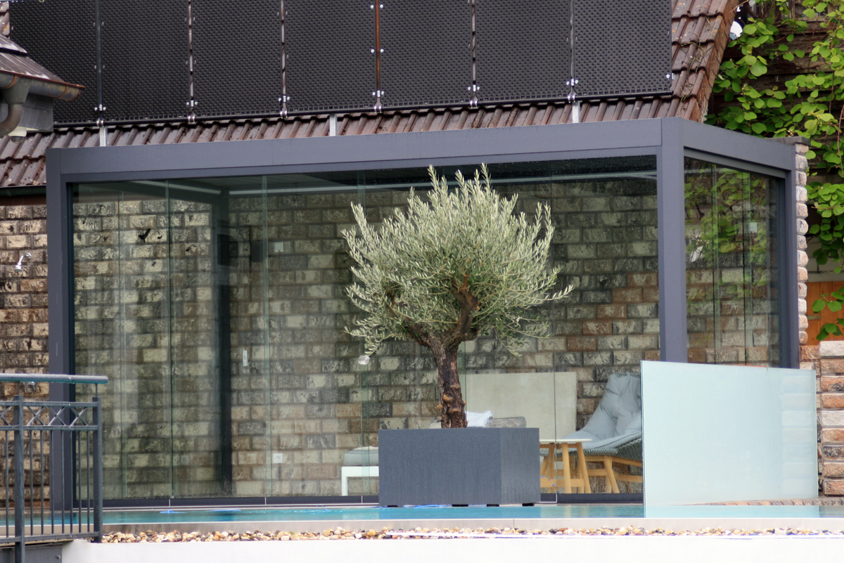 Deponti Pinela Pergola